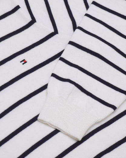 Pull TH ajusté à col ras-du-cou